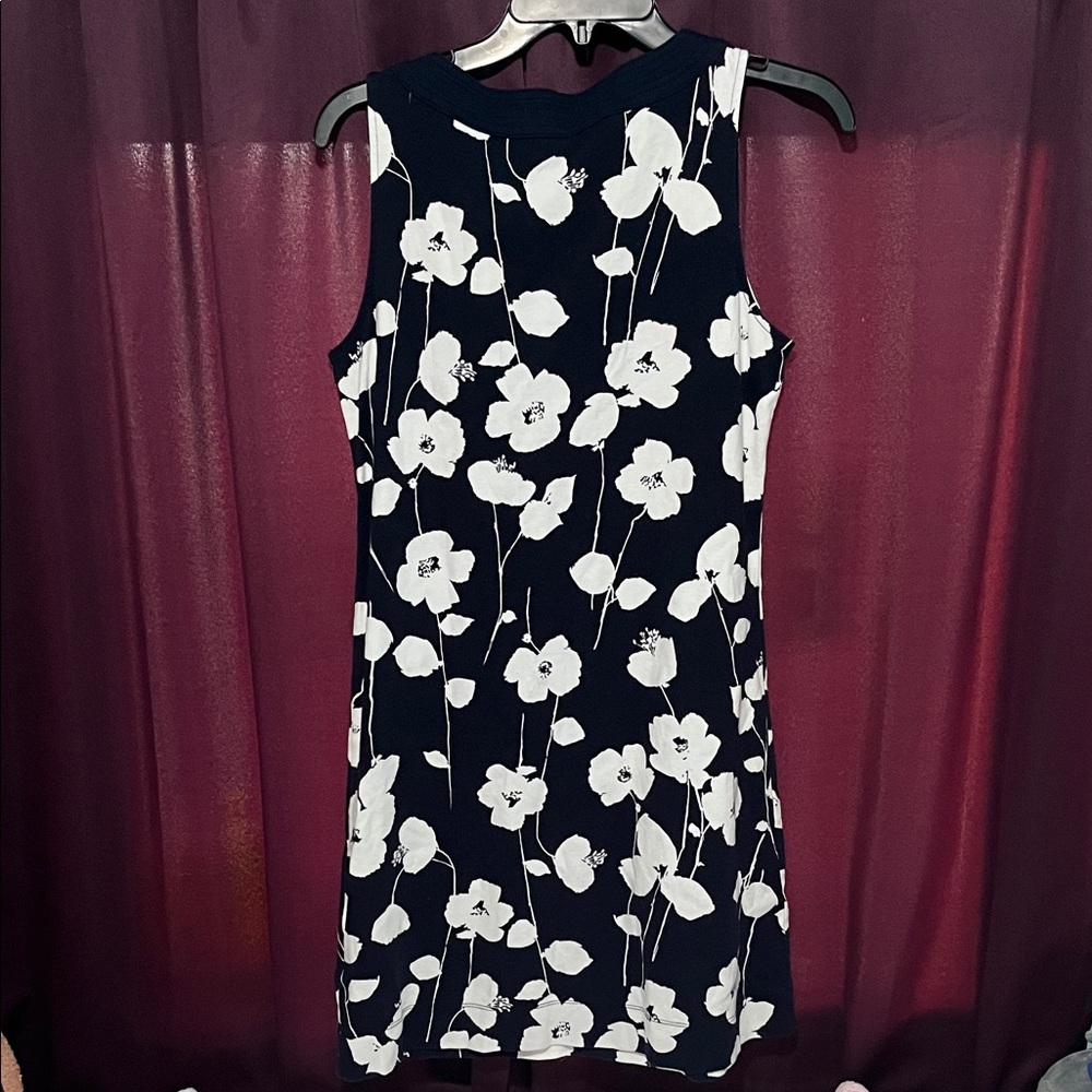 New York & Company Navy and White Floral Mini Dress - Picture 4 of 4